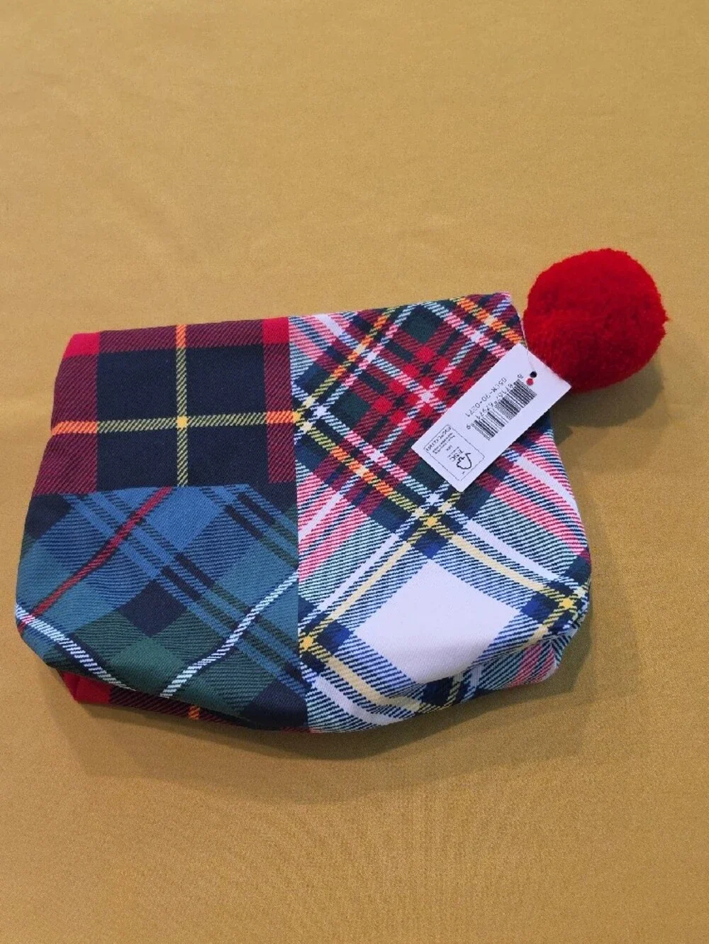 NWT Estée Lauder Plaid Tartan Cosmetic Bag Recycled Fabric Varsity Crest Pom Pom